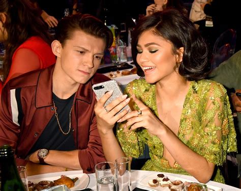 zendaya leaked photos|Tom Holland And Zendaya Addressed The Viral。